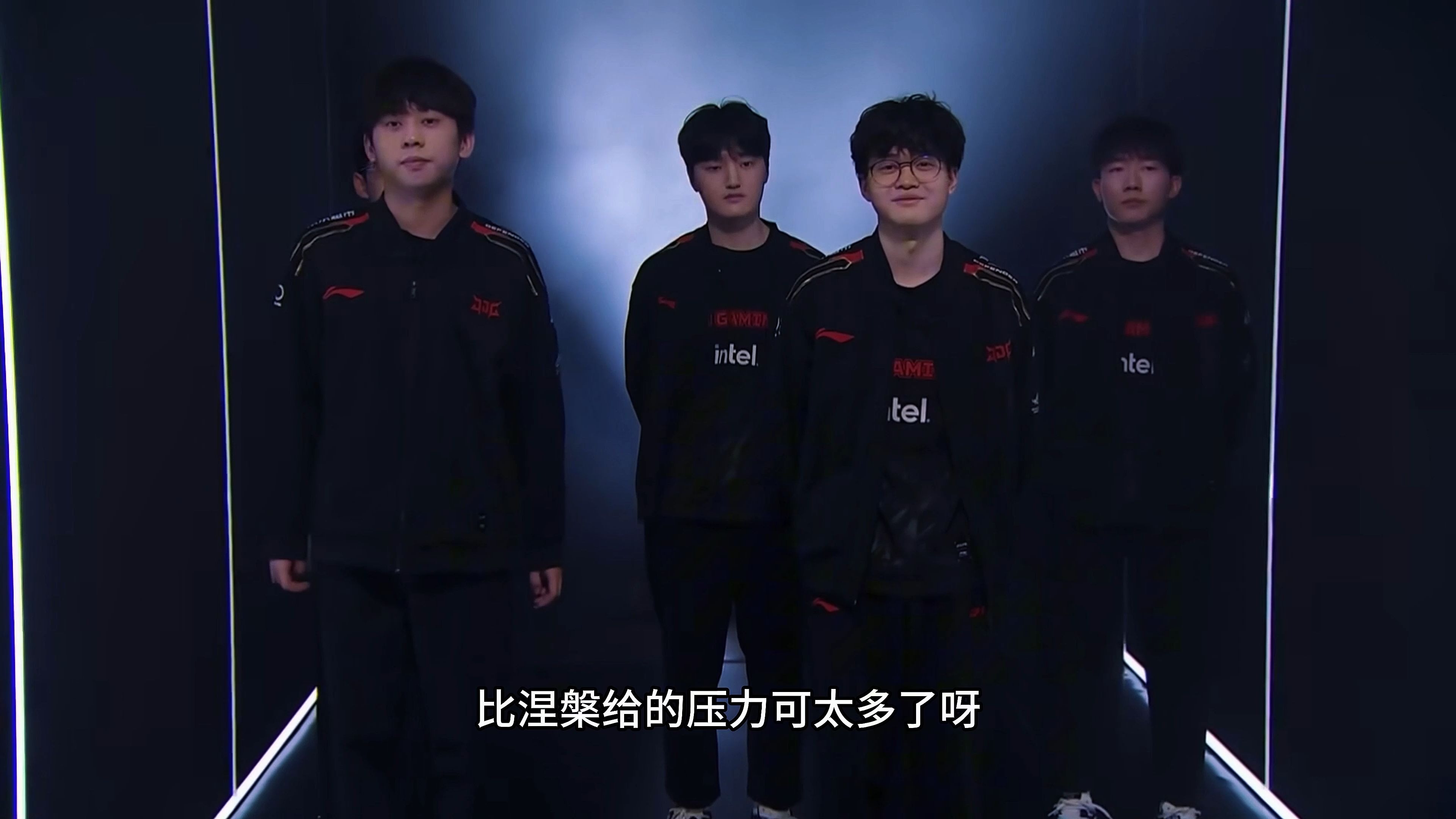 关于JackeyLove巅峰对决，Uzi与90激战FPX分钟，突破纪录胜负难料！的信息